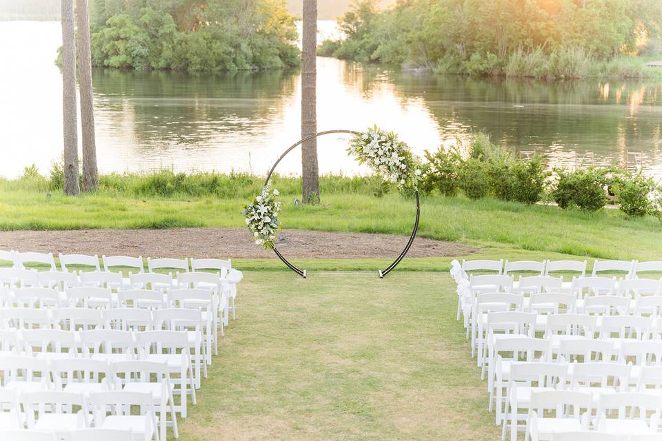 Ivy and Moss Weddings