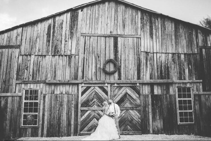 Meadow Hill Farm Wedding