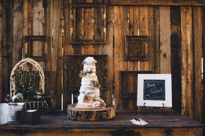 Meadow Hill Farm Wedding