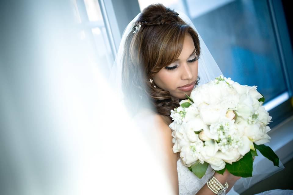 Bride with white bouquet