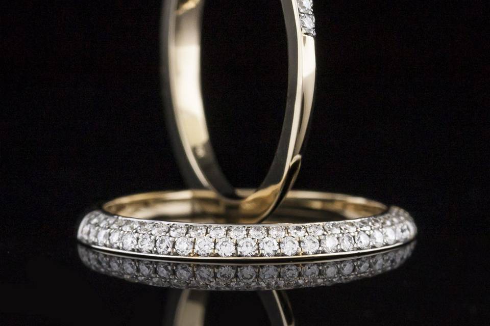 Split band wedding ring