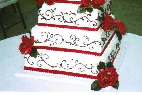 LOVE'S BEAUTY:  5-tiers of flowing vinery and elegant roses is the epitome of 'Love's Beauty'.