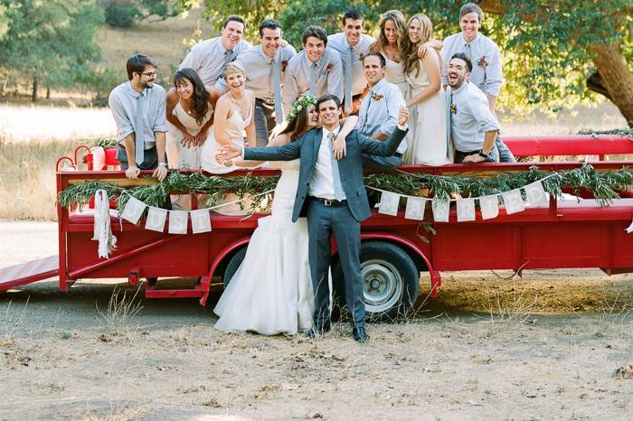 The couple with the bridesmaids and groomsmen