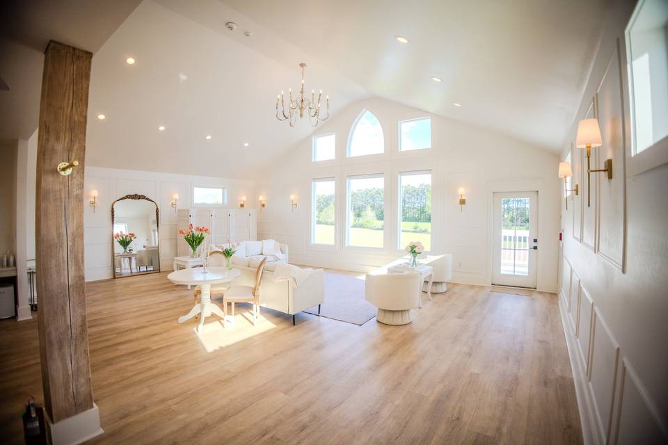 Wolf Hill Bridal Suite