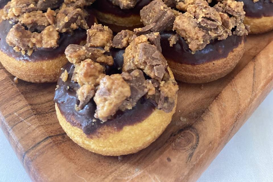 Peanut Butter Cup Cake Donuts