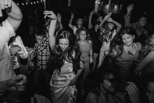 Crowd engaging performances