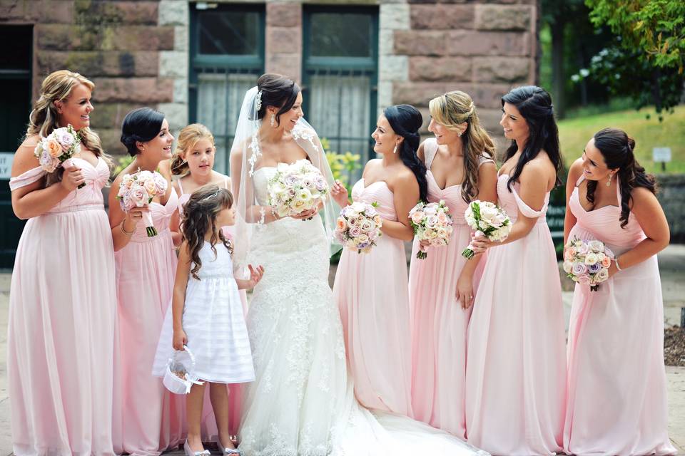 Wedding party in pink