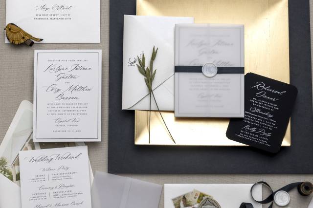 Gold and Black Elegant Suite