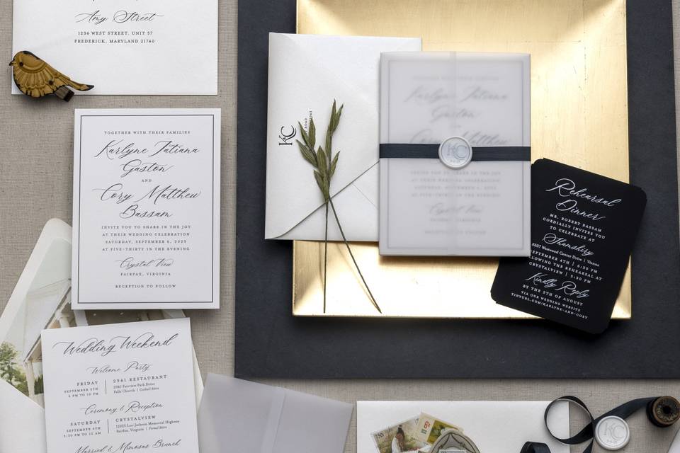 Gold and Black Elegant Suite