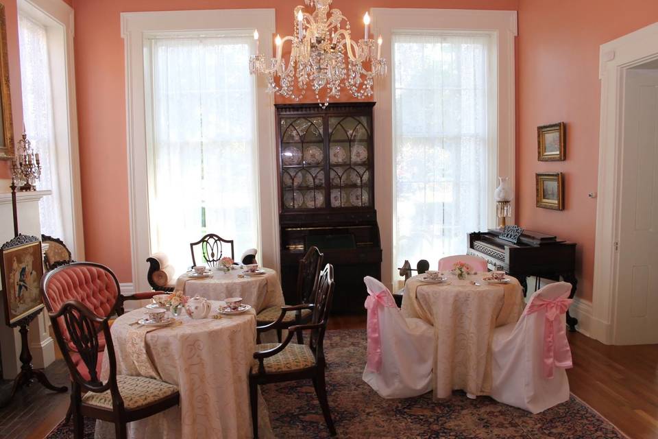 The Hatter Tea Co.