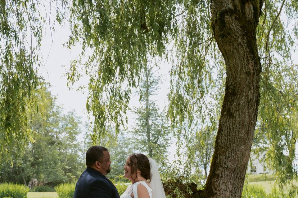 Wedding by the lake