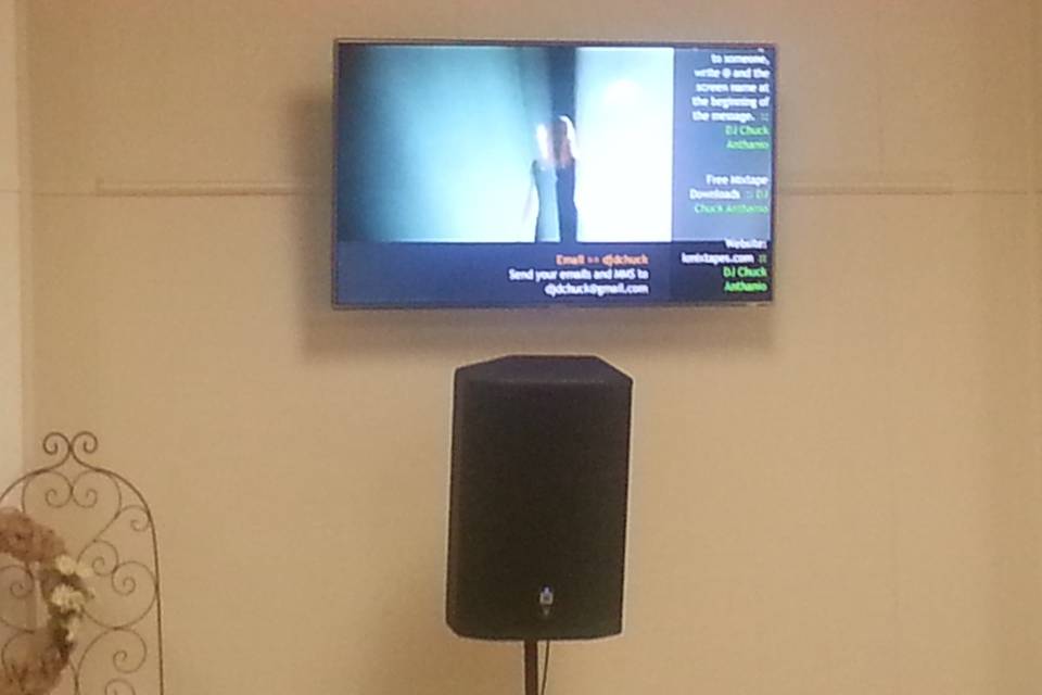 DJ Chuck Anthanio at Cypress Garden using LCD TV mixing Music Videos and Social Media Live.