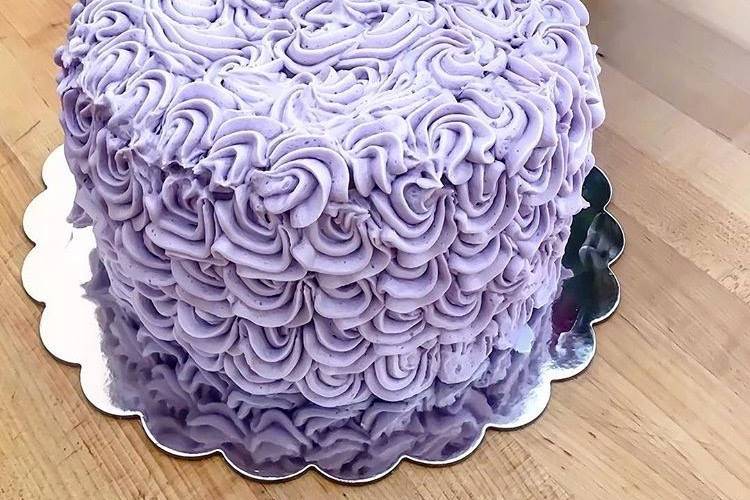 Intricate frosting