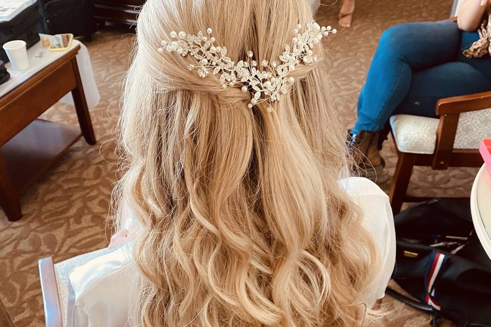 Beautiful bridal curls💖