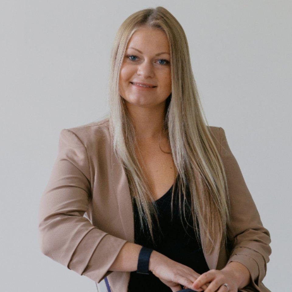 Elizabeth Neary
