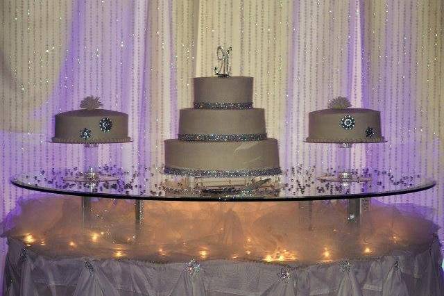 Wedding cake set-up