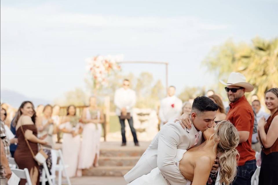 Aisle kiss