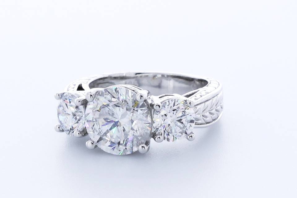 Three-diamond ring