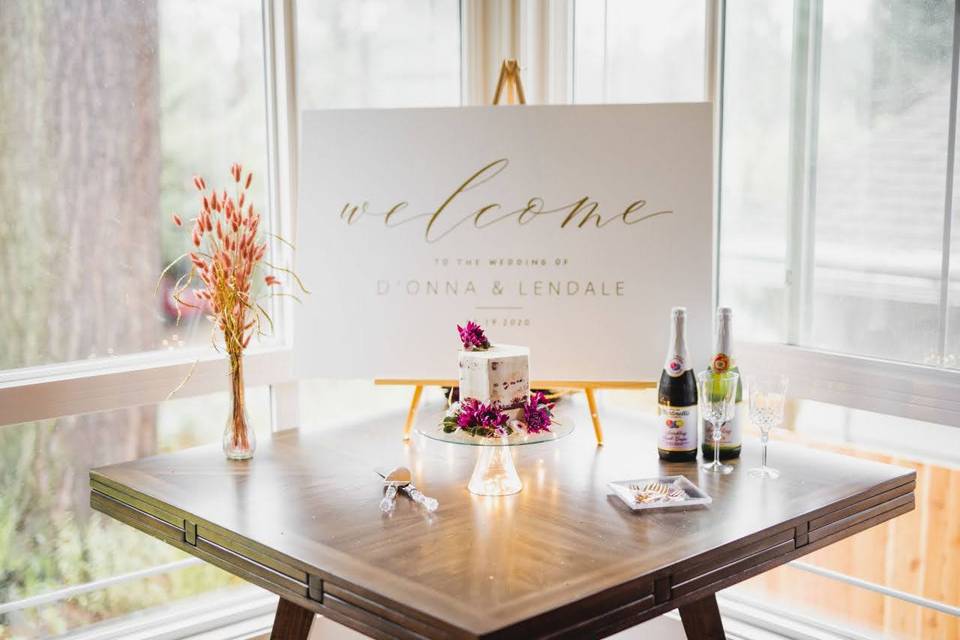 Welcome Table