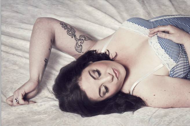 Boudoir Photo Shoot © Mackenzie KeyesPhotography by Avital Krasilovskywww.MackenzieKeyes.comwww.AvitalBeautyPhoto.com