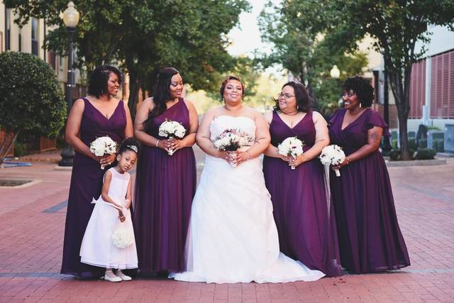 Bride with her bridal attendants