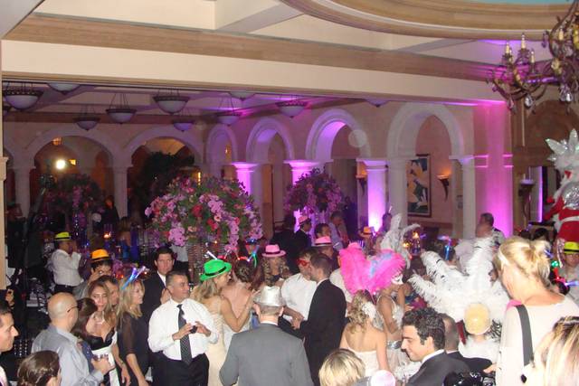 Full dance floor