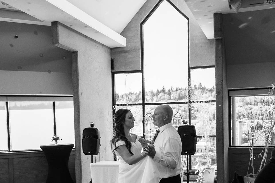 Father daughter dance- love!