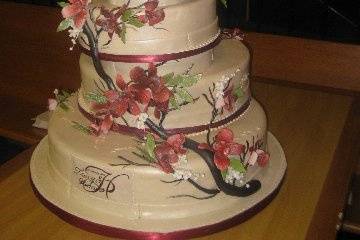 Wedding cake with pink flowers