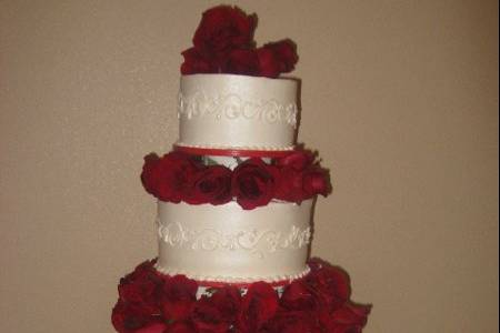 Wedding cake with red roses