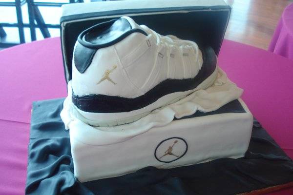 Shoe cake