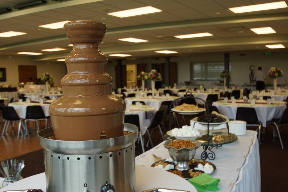 Chocolate fountain