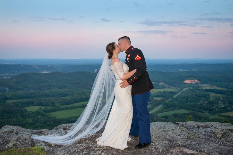 Grandview Wedding - Chattanooga, TN - Photo by: Life with a View Studio