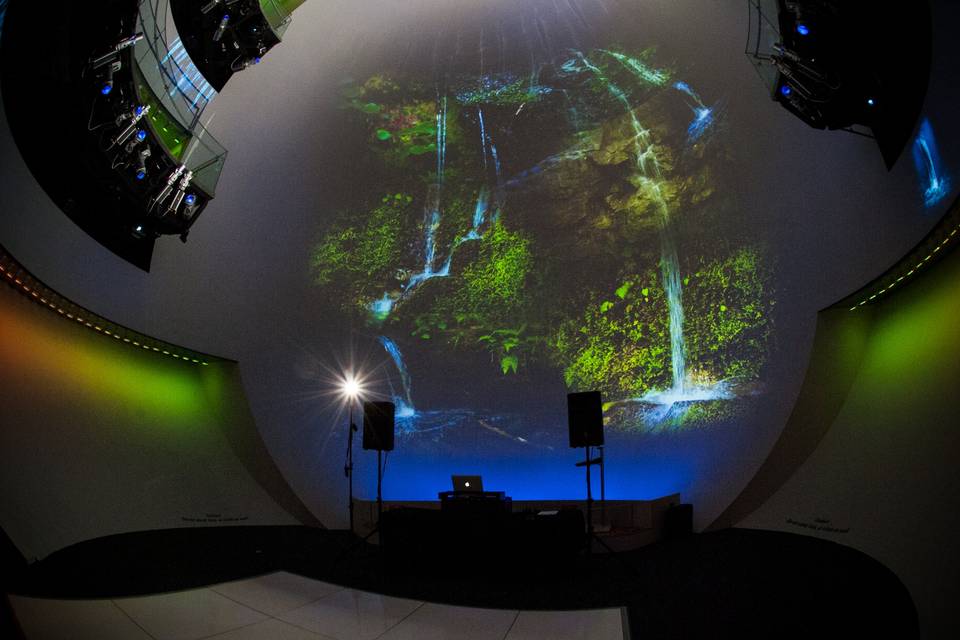 Projection in Daily Planet