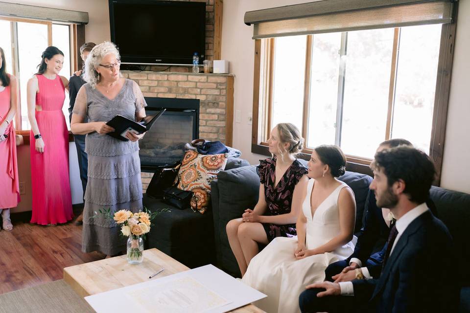 Signing the ketubah