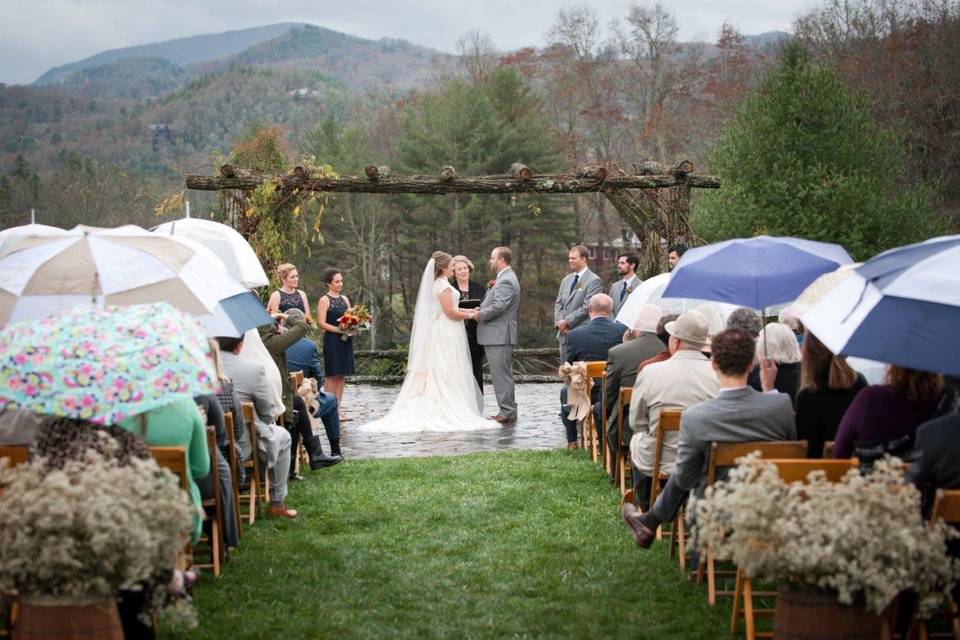 Rainy day wedding