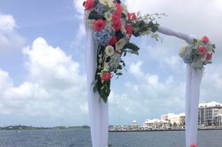 UberVida Celebration Yacht