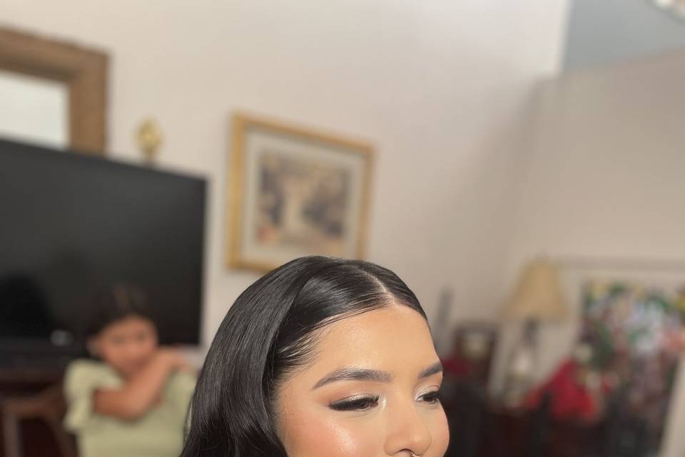 Stunning bridal makeup