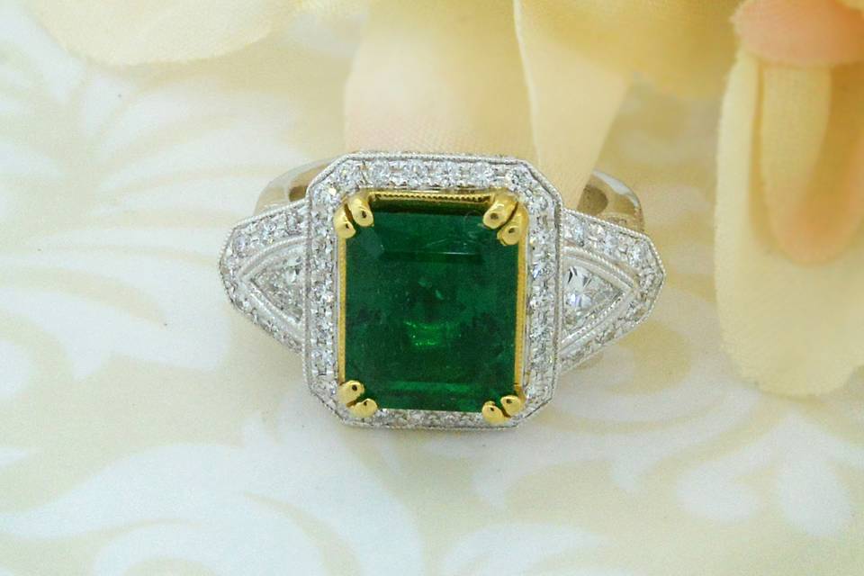 Emerald with diamonds