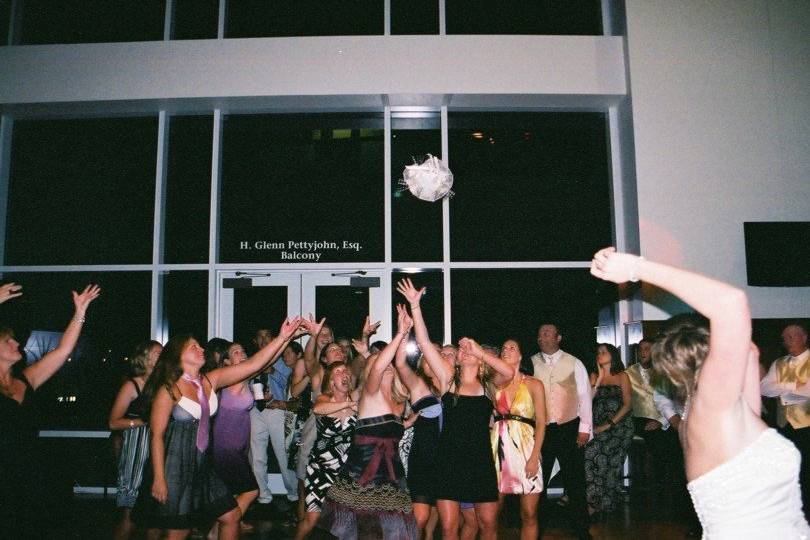 Bouquet toss