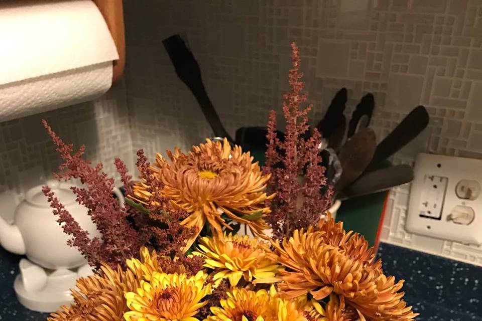 Fall Side Table Arrangement