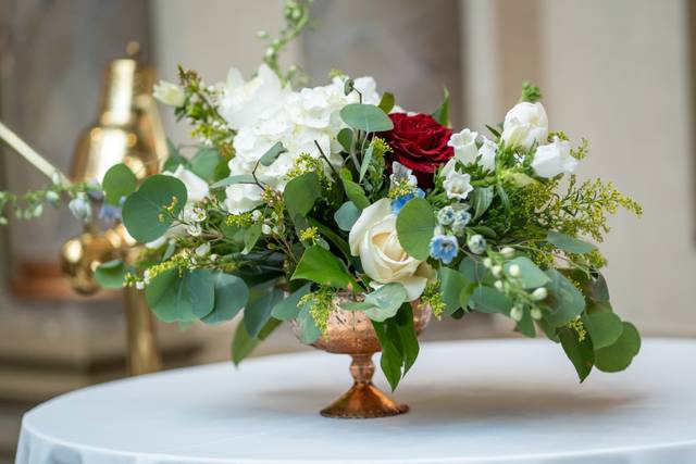 Centerpiece, compote