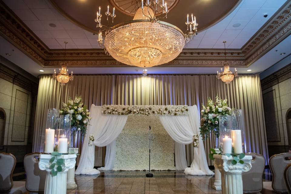 Full Ceremony Decor