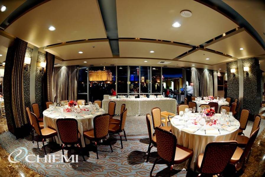 Platinum Hotel & Spa