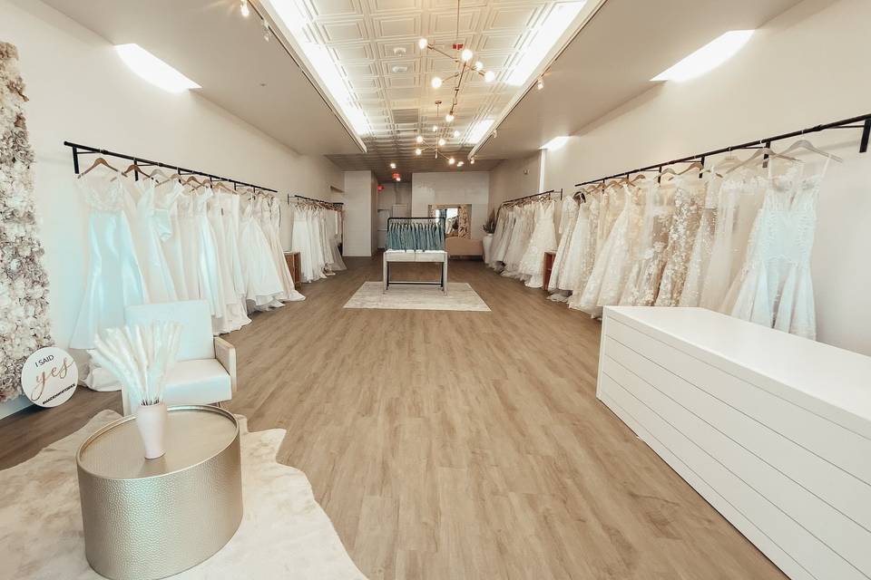 MaidenWhite  Las Vegas, NV Bridal Boutique