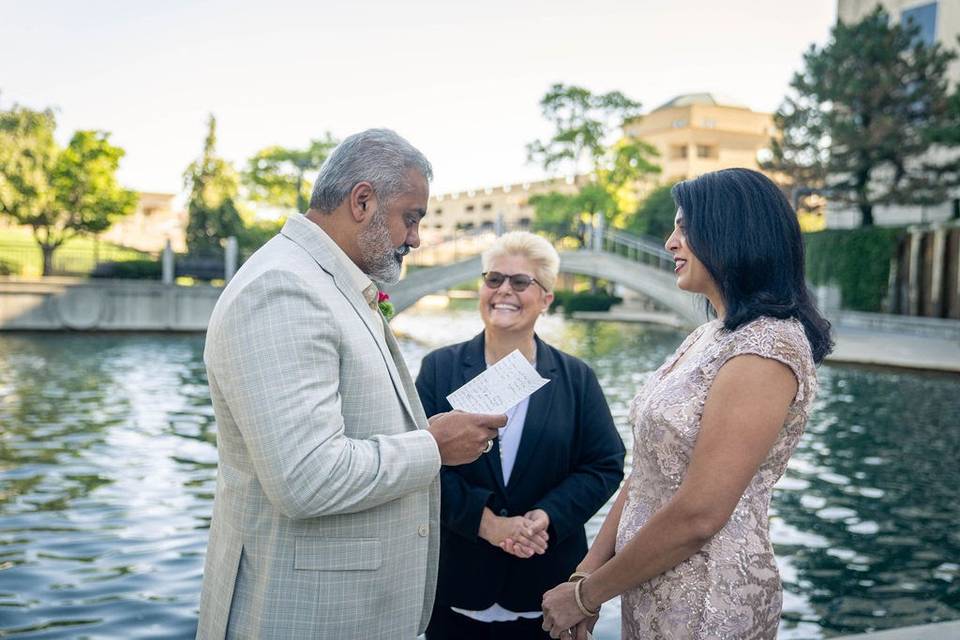 Autumn Elopement on the canal