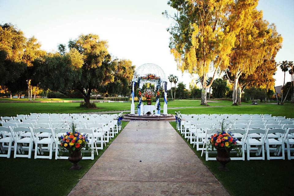 Nicole Arend Weddings & Events