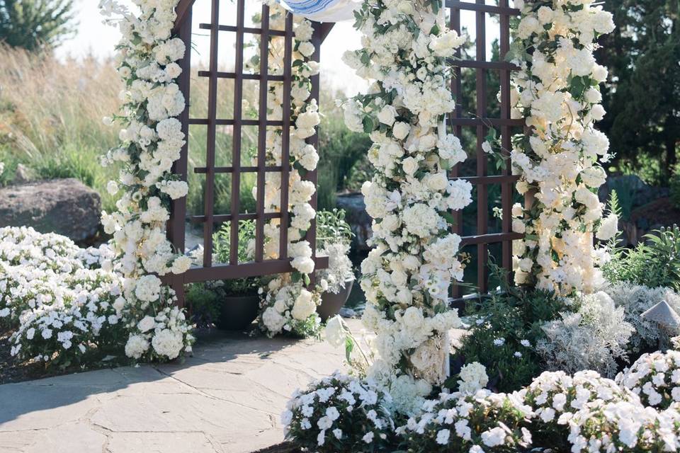 Classic white wedding