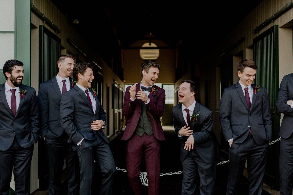 Fun groomsmen.