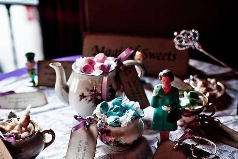 Alice in Winderland wedding theme. Magical sweets