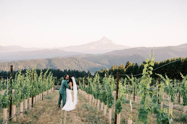 Mount Hood Wedding